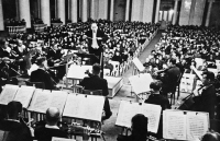 Karl Eliasberg conducting, on 9 August 1942